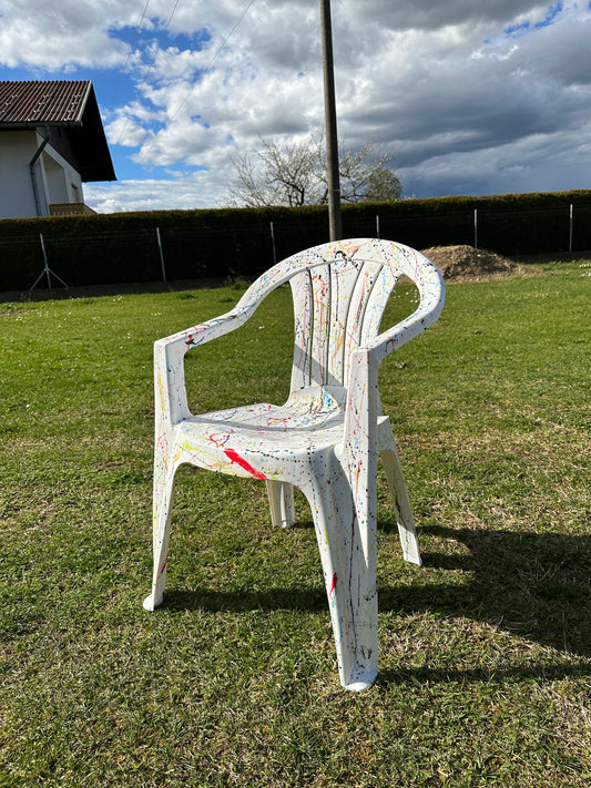 Balkan art chair