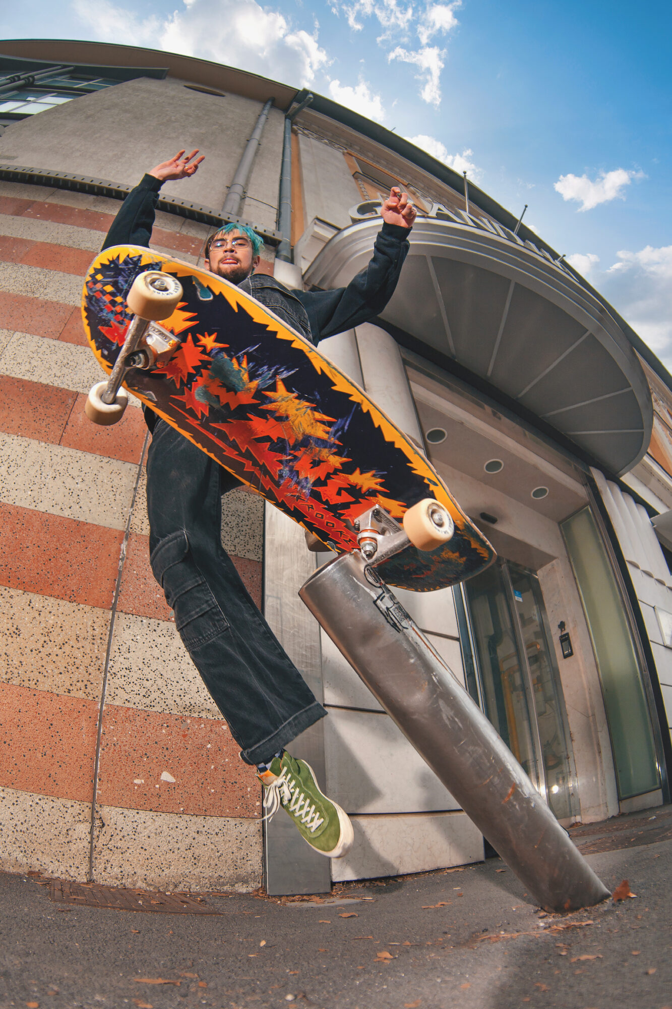 timi sitar skateboarding